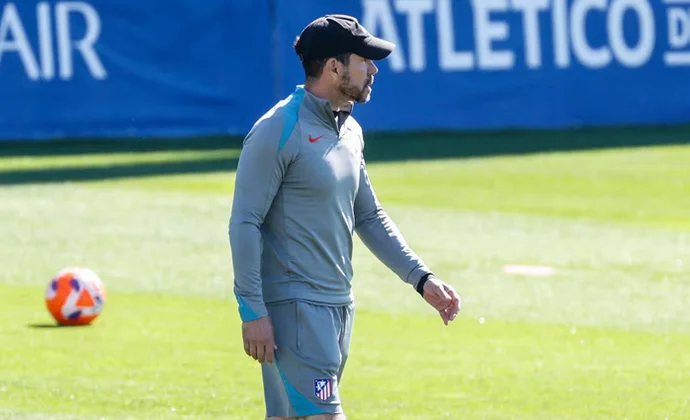 Simeone ya ensaya once para visitar Mendizorroza