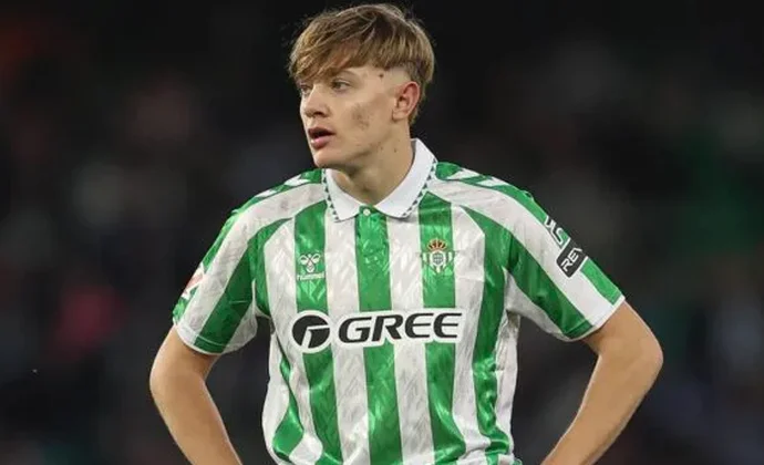 Sabaly, Ricardo Rodríguez y Jesús, con sitio reservado en el once de Cornellà