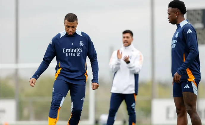 Mbappé y Vinicius vuelven al grupo tras su gestión de cargas