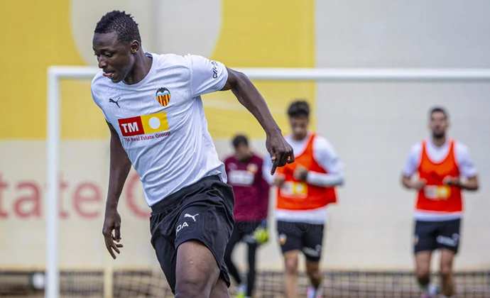 Thierry Correia es la única baja en el entrenamiento de este jueves