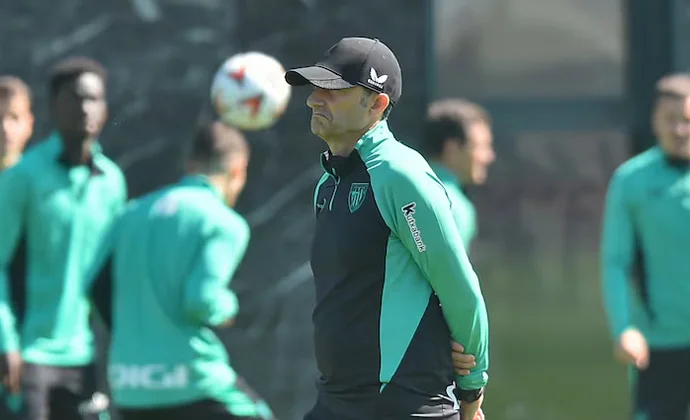 Sesión de recuperación en Lezama sin Sancet ni De Marcos