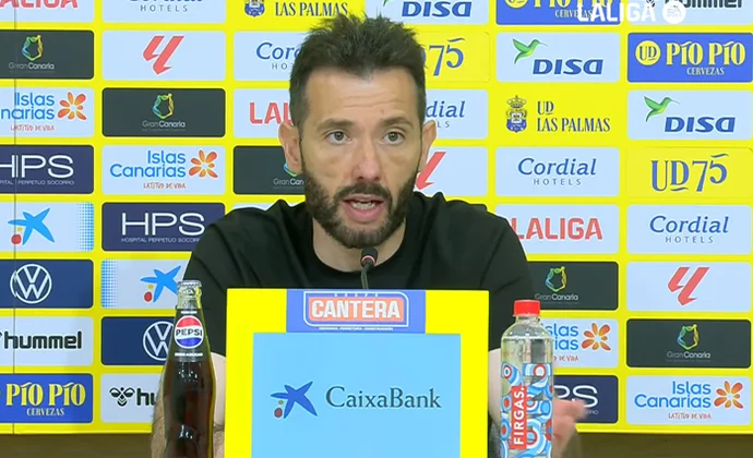 Corberán celebra el triunfo y todavía no da por hecha la permanencia