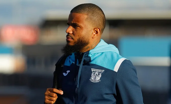 Raba y Rosier viajan a Sevilla, ya recuperados de sus problemas físicos