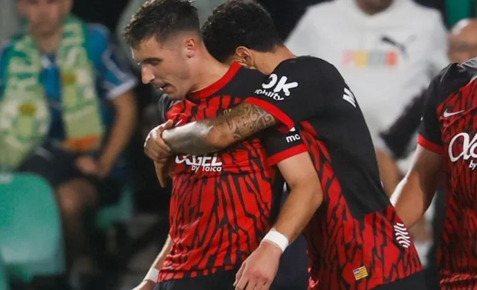 Valery causa baja mañana por una cláusula en su contrato