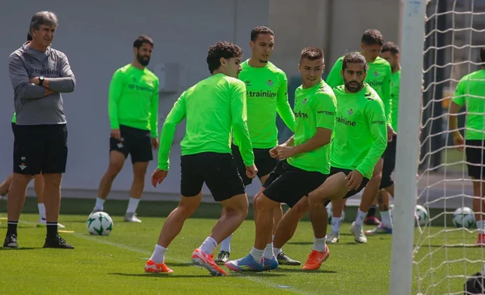 Natan gestiona las cargas al margen a dos días de visitar a la Fiorentina