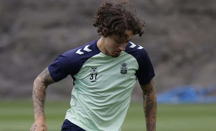 Fabio Silva inicia su incorporación progresiva al grupo, pero se mantiene como duda