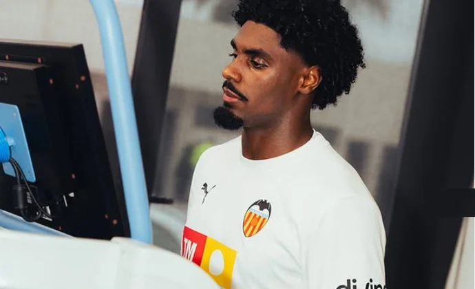 Thierry pasó nuevamente por quirófano y peligra para empezar la 25/26