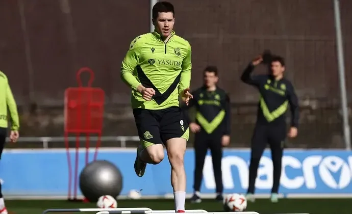 Zubeldia se incorpora al grupo en el entrenamiento del miércoles