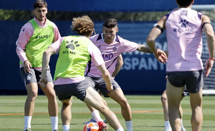 Pol Lozano sigue entre algodones a tres días del partido