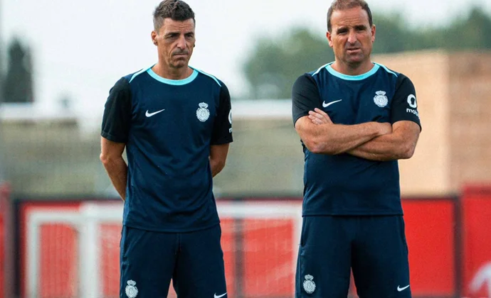 Robert Navarro da un paso atrás y volverá a ser baja esta jornada