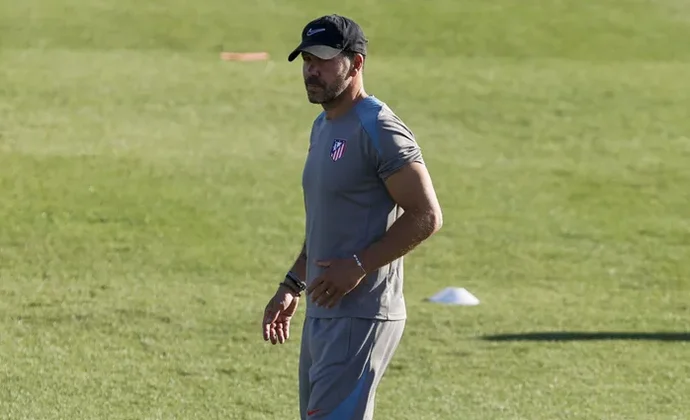 Simeone vuelve a ensayar con el mismo once que el miércoles