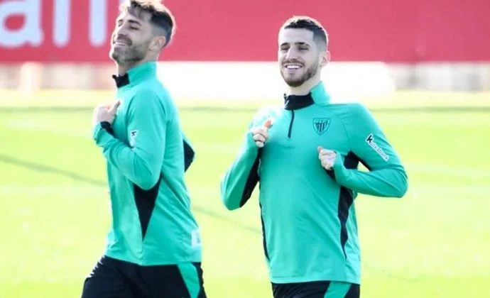 Sancet se prueba con el grupo. Nico, Iñaki Williams y Prados, bajas