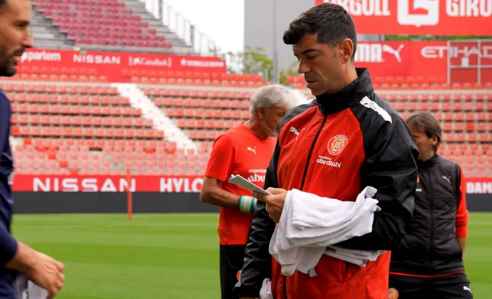 Arthur y Arnau están aptos. Miguel, Van de Beek y Misehouy, bajas