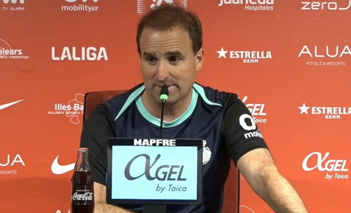 Arrasate, sobre Navarro, Morlanes, Chiquinho, Muriqi, Asano, Samu, Larin y el Valladolid