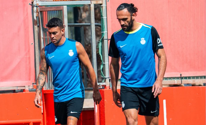 Dani Rodríguez entrena con normalidad y Arrasate tiene cuatro bajas