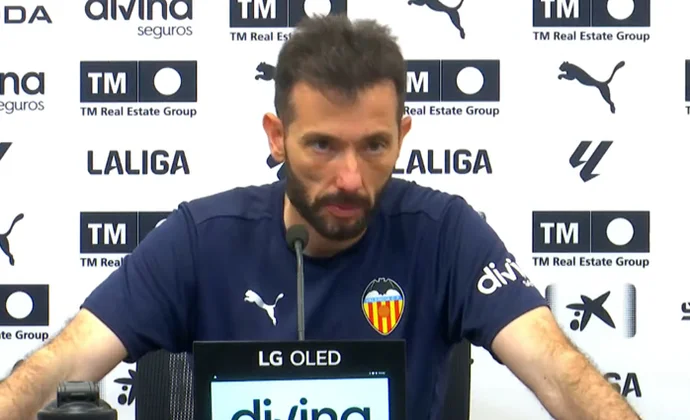 Corberán, sobre Almeida, Foulquier, Aarons, Sadiq, Canós, Guerra, Pepelu y el sistema de juego