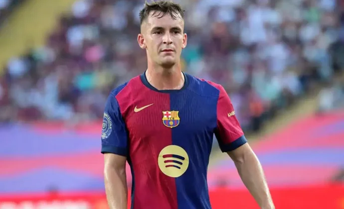 Casadó podría tener minutos en el derbi de mañana, según Mundo Deportivo