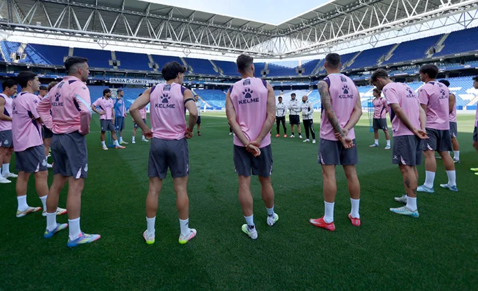 Pol Lozano completa el último entrenamiento y recibe el alta médica