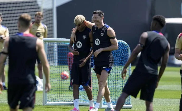 Araujo, baja en el entrenamiento del sábado