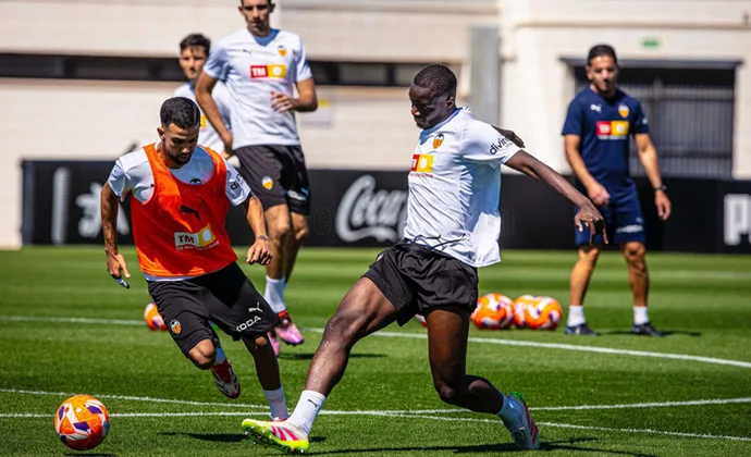 Almeida completa la sesión y Foulquier hace una parte