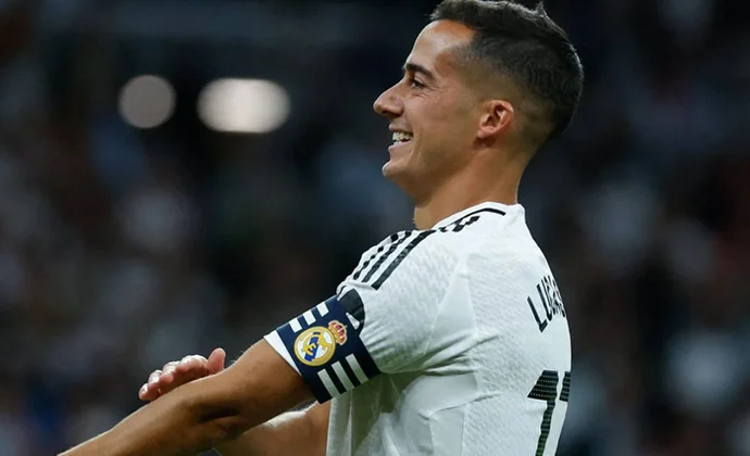 Lucas Vázquez apunta a titular en su despedida en el Bernabéu