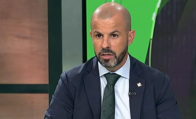 Fajardo da unos primeros apuntes sobre el mercado y habla de Antony, Vieites, Adrián, Ruibal, Pellegrini y el Chelsea