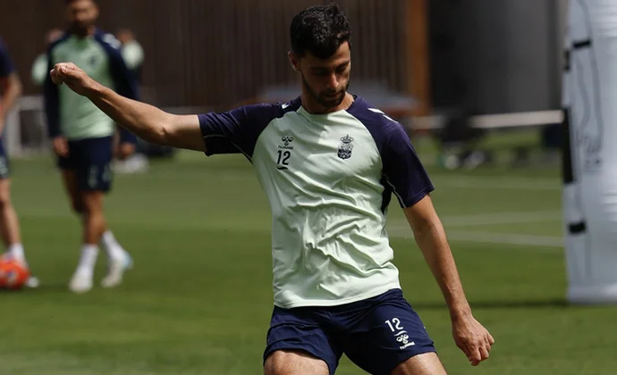 Diego Martínez llama a cuatro juveniles y dos del filial para la última semana de trabajo