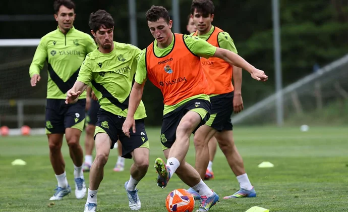 Aguerd y Becker siguen al margen y están casi descartados