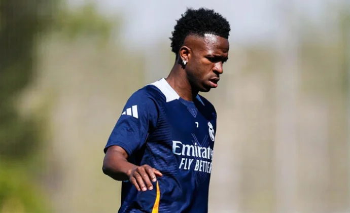 Vinicius vuelve al grupo y Militao inicia su incorporación progresiva