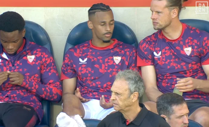 Djibril Söw termina siendo sustituido por molestias en el tobillo