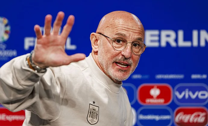 Luis de la Fuente anuncia la lista para la fase final de la Nations League