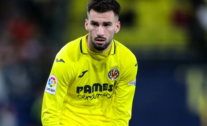 Atlético y Villarreal inician negociaciones por el traspaso de Álex Baena