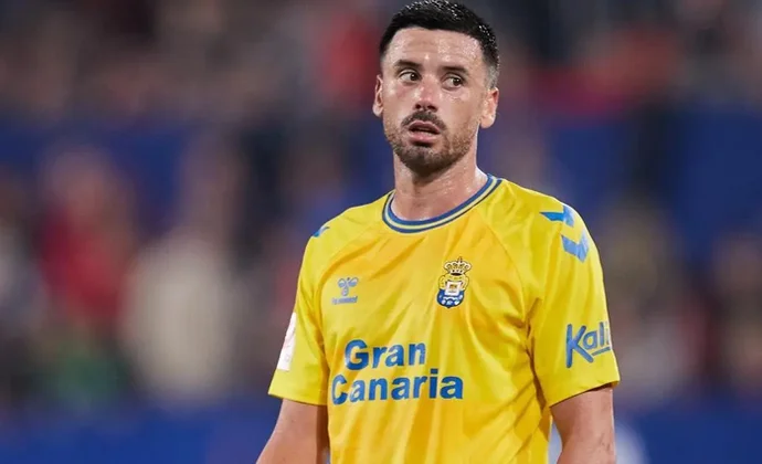 El Valencia no avanza por Javi Muñoz y el mediocampista explora otras opciones