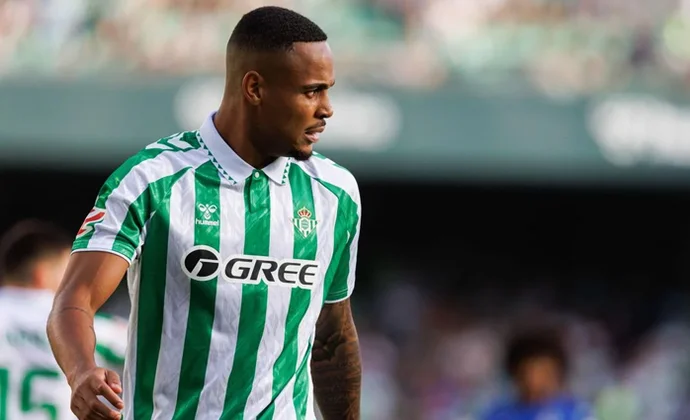 El Betis renegociará con el Napoli la compra de Natan