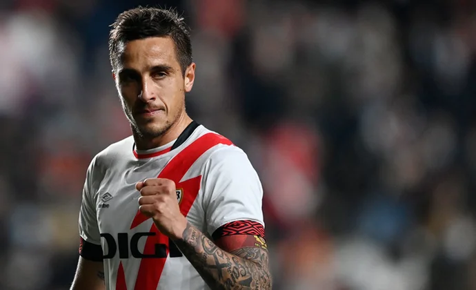 Trejo negocia con el Rayo su renovación y podría seguir un año más