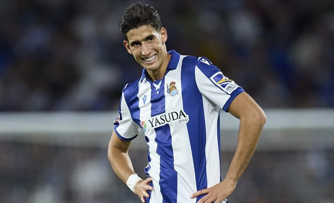 Destino incierto para Nayef Aguerd tras su despedida con la Real Sociedad