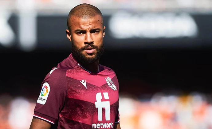 Rafinha Alcántara, 32 años, un año sin equipo y con la mirada en España