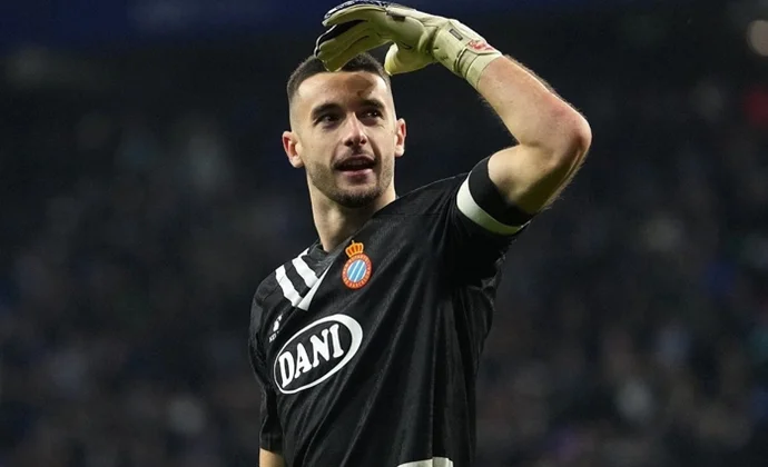 Joan García acepta la oferta del Barcelona, que pagará su cláusula