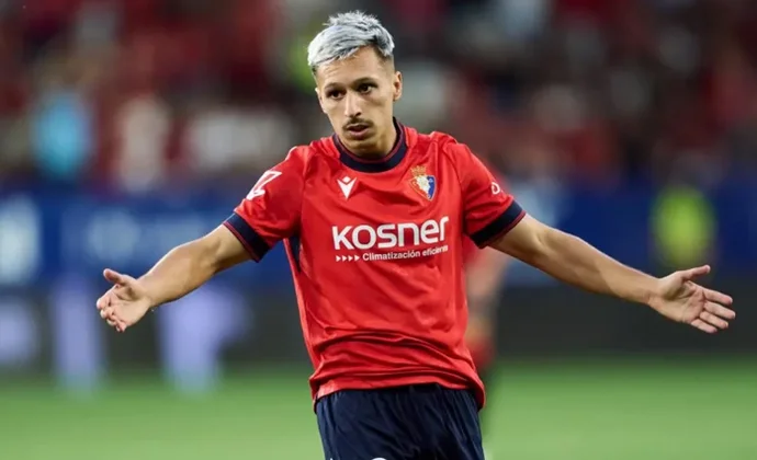 Bryan Zaragoza acumula cinco ofertas de cesión, pero se tomará su tiempo