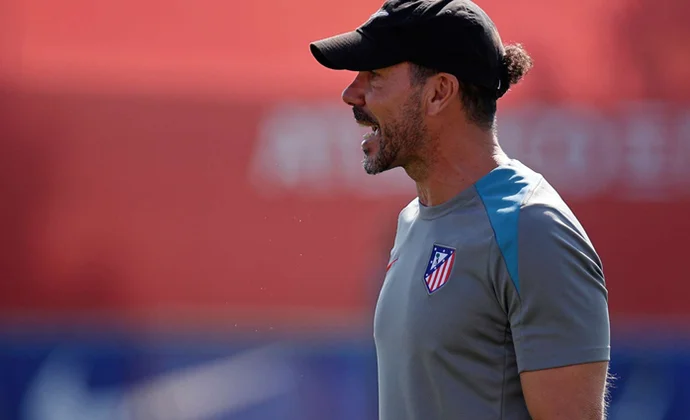 Simeone dirige la segunda sesión de la semana sin los internacionales