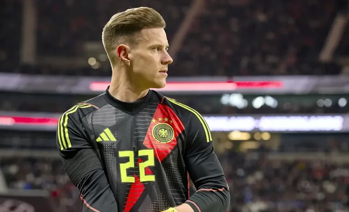 Ter Stegen tiene pensado agarrarse al contrato y quedarse en el Barcelona