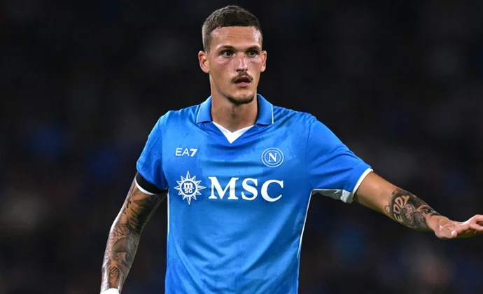 El Villarreal reabre la carpeta de Rafa Marín, fichaje frustrado en enero