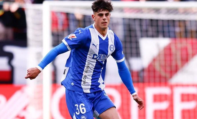 Adrián Pica aparece en la lista de jugadores cedibles