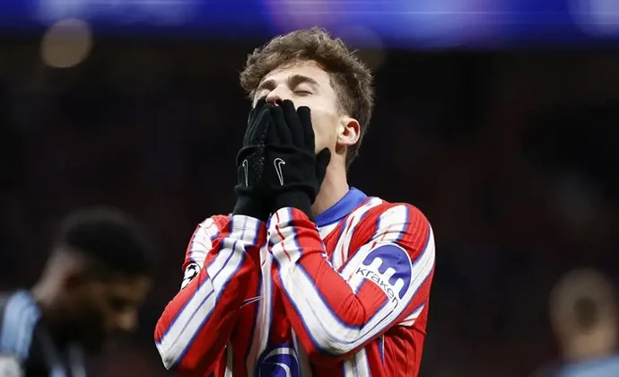 El Atlético ofrece a Riquelme al Betis en la operación Cardoso tras el no del Villarreal por Baena