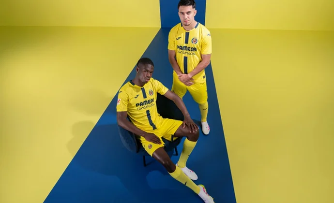 El Villarreal CF presenta su equipación para la temporada 25/26