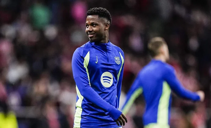 El Barça pide a Ansu Fati que interrumpa sus vacaciones para cerrar su salida