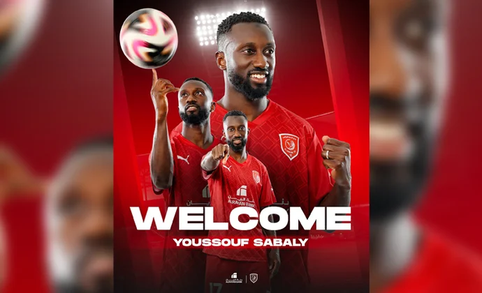 El Betis hace oficial el traspaso de Youssouf Sabaly al Al-Duhail