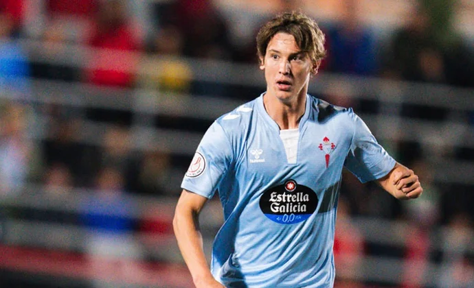 Celta y Wolves negocian el traspaso de Fer López tras el OK del jugador