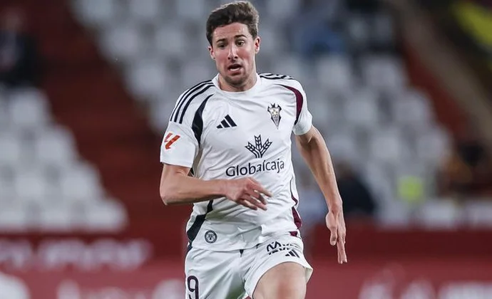 Javi Martón se revaloriza lejos del Athletic tras su cesión al Albacete