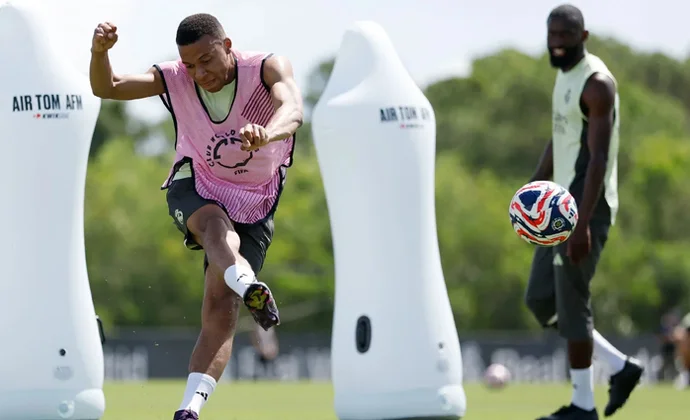 El Real Madrid se ejercita en Florida con cuatro futbolistas parcialmente y tres al margen